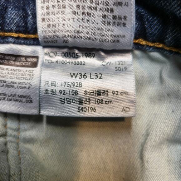 Levis 505 Jeans Mens 35x30 Blue Denim Straight Leg Medium Wash Classic Fit - Picture 5 of 10